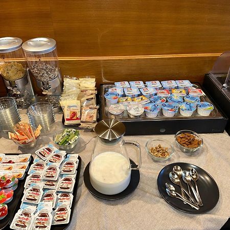 나폴리 Relais Piazza Vittoria B&B 외부 사진