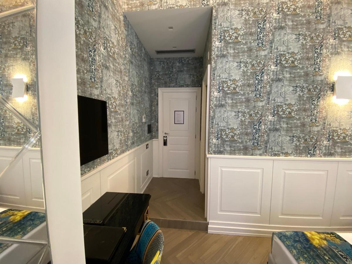 나폴리 Relais Piazza Vittoria B&B 외부 사진